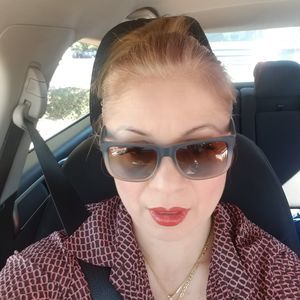 Meet your Posher, Isabel